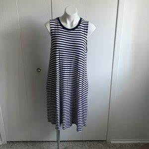 Time and True shift style dress. Size XL. Like new.